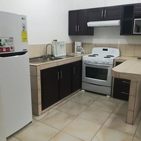 Apartamento Lopez Y Azofeifa Portete Esterno foto