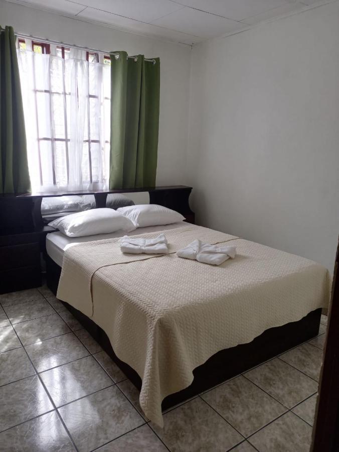Apartamento Lopez Y Azofeifa Portete Esterno foto