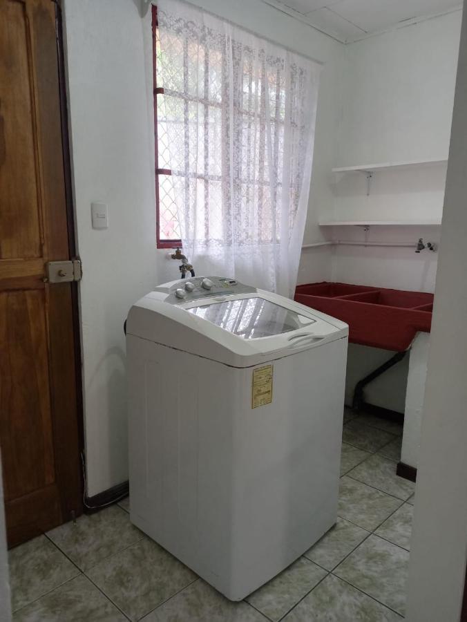 Apartamento Lopez Y Azofeifa Portete Esterno foto